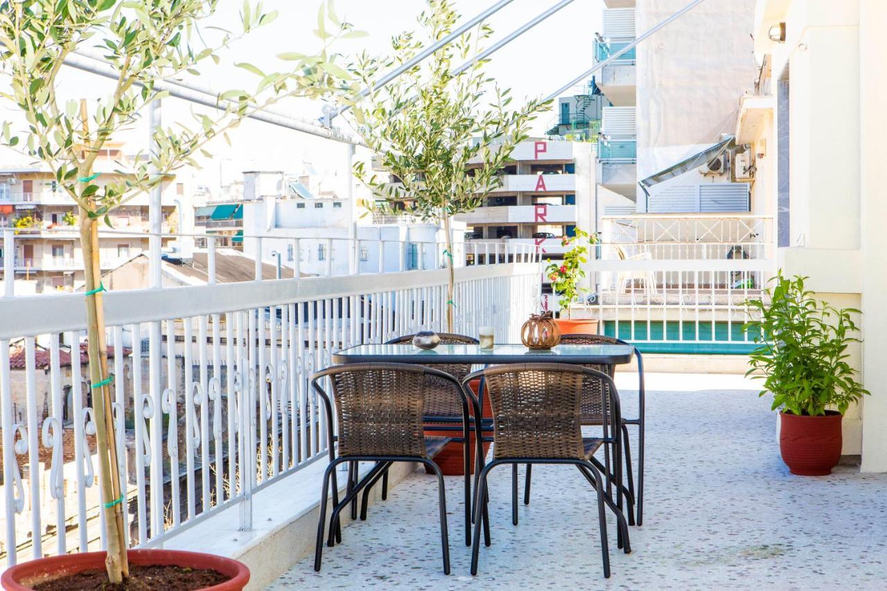 Loucas Apartment Athen Exterior foto