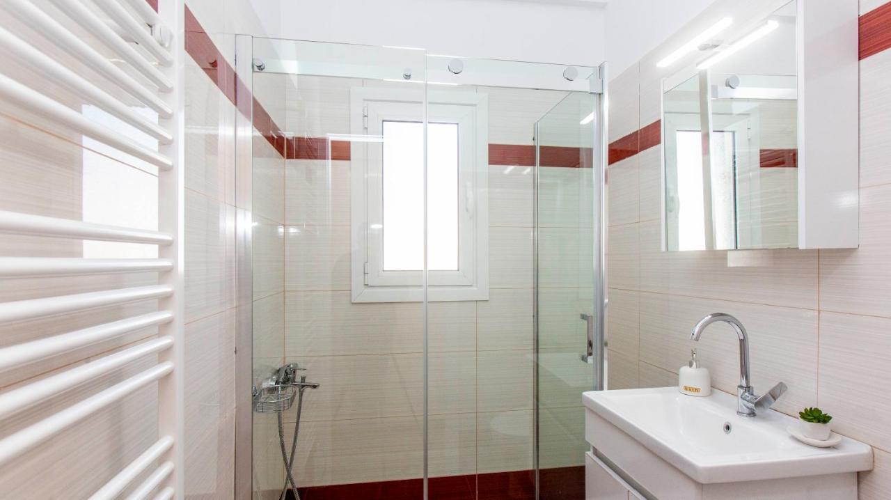 Loucas Apartment Athen Exterior foto