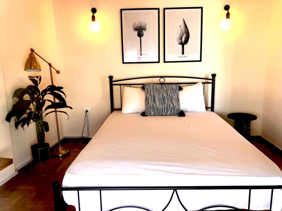 Loucas Apartment Athen Exterior foto